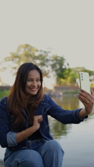 nisha Gupta Instagram - #collaboration

"Now I have my Samsung GalaxyA54 5G it's an amazing phone love it 🤗
Water resistance can take any underwater picture or video @samsungindia @samsung "

#GalaxyA54 5G 
#TeamGalaxy
#Samsung
#AwesomeIsForEveryone 
#AmpYourAwesome
#AwesomeGalaxyA
#Awesome5G
#withGalaxy