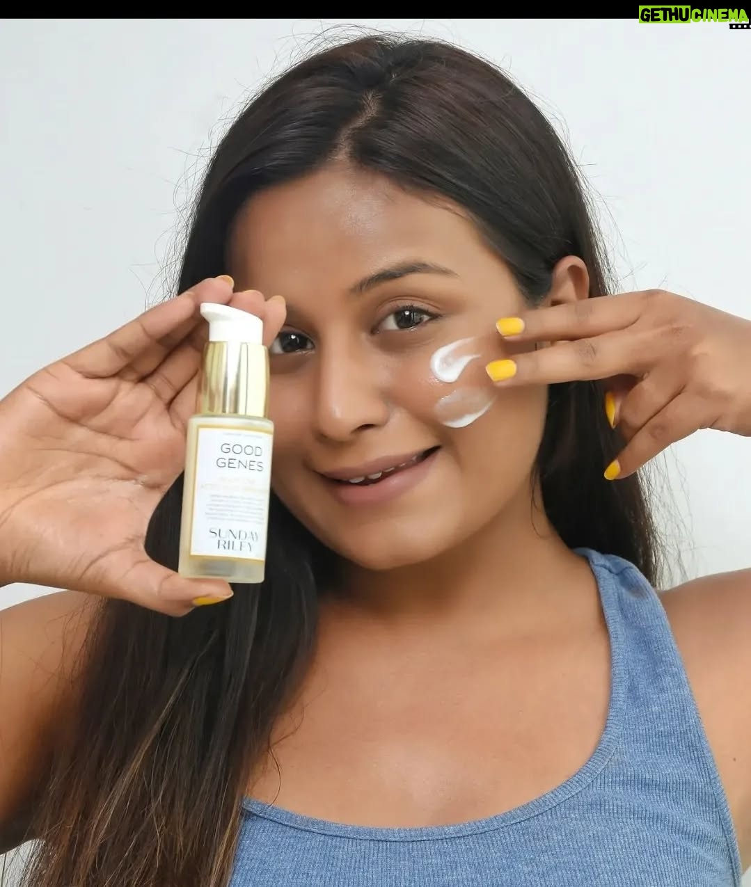nisha Gupta - 3.9K Likes - Sunday's skin care i have something exciting to share with you winters are here and Seriously. If you still have not tried Good Genes what are you waiting for?! This stuff is amazing . I mean it actually does what it says it’s going to!!!! I love when a product actually works. 
Sunday Riley nailed it with this Lactic Acid Treatment.. some benefits include.. exfoliates and boosts naturally youthful radiance, reduces the look of lines and wrinkles, visually reduces dark spots and discolouration caused by skin exposure, instantly reveals smoother clearer skin.
.
It is clinically proven to plump fine lines and boost radiance is 3 minutes!!!!! 
It is also totally fine with my ultra sensitive skin!! It’s an awesome product “
.
.
.
.

#skincareroutine #sundayriley #sundayrileygoodgenes #sundayrileypartner #goodgenes #sephoraindia#ad