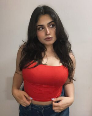 pariii Instagram - 🍄💋🍒

wearing @newme.asia 

-
-
-
-
-
-
-
-
-
-
-
-
-
-
-
-
#fashion #outfit #outfitinspo #outfitinspiration #trends #trendingsongs #punjabisongs  #trendingaudio #style 
 [ outfit inspiration , fashion , tomboy aesthetic, red , punjabi song , trending song ]
