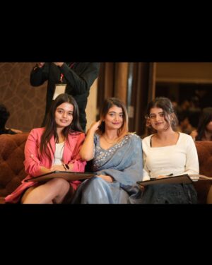 pikkachu girl Instagram - STAR INFLUENCER AWARD 2023 once again 💜😍 Thnku @nitishchandra.nc
.
Outfit by :- @bandhanbynehajain
.
.
.
.
.
.
.
.
#photoshoot #photo #star #starinfluencer #photoshooting #photogram #instadaily #instagood #instalove #support #foryou #awards #love #life #lifestyle
