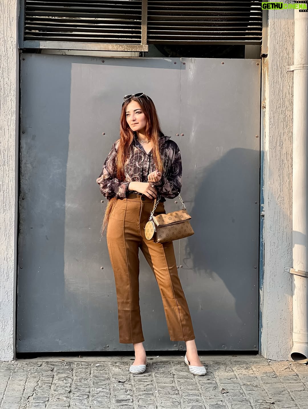 rucha Trivedi - 3 Likes - She different 🤎