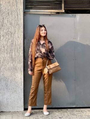 rucha Trivedi Instagram - She different 🤎