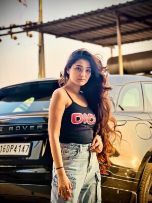 rucha Trivedi Instagram - I wouldn’t want to be anybody else .