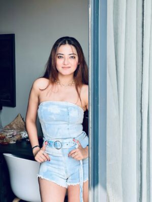 rucha Trivedi Instagram - No caption needed ( coz I don’t have one )🤓