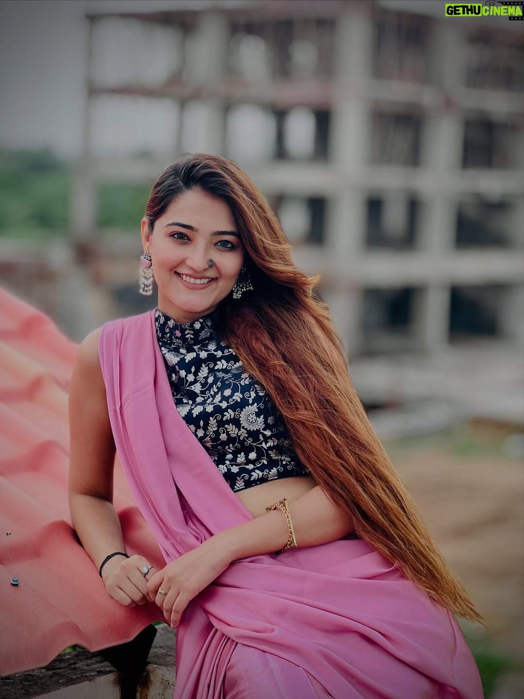 rucha Trivedi - 3 Likes - Your favourite obsession 🩷