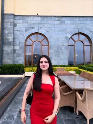 sheenam rajta Instagram - Bury me in this dress 💃🤌✨
.
.
.
.
.
.
#reddress#zara#bodycon#influencer#shimla#wildflower