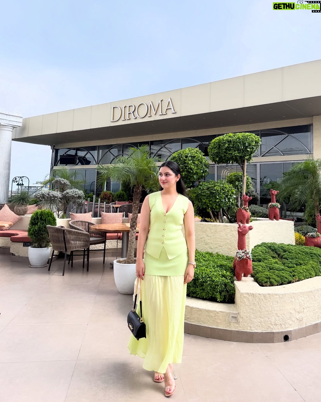 sheenam rajta - 1.1K Likes - Hooked onto Beiber’s new Album 🎶🎵🤌
.
.
.
.
.
.

#ootdfashion#ootdinspiration#fashionblogger#influencer#pastelcolors#summerfashion#summervibes#picoftheday#instadailyphoto#zaradress#zarajeans#zaracroptop#urbanic#dress#winter#coordset