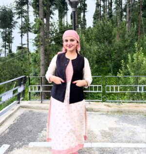 sheenam rajta Instagram - #pahariattire🌸 🤌
