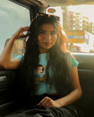 shraddha Gangadhar Pawar Instagram - Sunsets are like God’s paintings in the sky.🌄🥀🍂🌥️
.
.
.
.
.
PC ~ @_abhi__photography___ ❤️🔥
.
.
.
.
.
.
.
.
.
.
.
.
.
#foryou #foryoupage #sunset #sunsetlovers #sunsetphotography #instagood #instagram #shraddhapawar #explorar #explorepage #explorer #exploremore #photographer #photoshoot #photooftheday #viralpost #viral #kbye