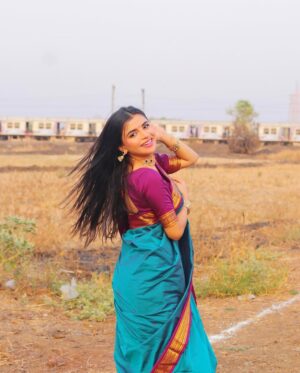 shraddha Gangadhar Pawar Instagram - Marathi mulgi swag always on point.🪞🌻✨
.
.
.
.
Pictures clicked by @_abhi__photography___ 🔥
.
.
.
.
.
.
.
.
.
.
.
.
.
.
.
.
.
.
#shraddhapawar #instagood #instagram #trending #trendingnow #foryou #foryoupage #explorar #explorepage #exploremore #viralpost #viral #saree #marathimulgi #marathilook #viralvideos