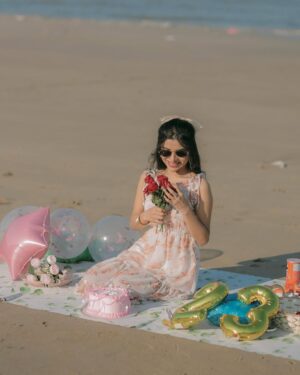 shraddha Gangadhar Pawar Instagram - Cheers to 23 🥂🧁🎈🎁
Birthday, Birthday girl, Birthday Shoot, Pinterest
#birthday #birthdaygirl #birthdaycake #foryou #foryoupage #instagood #instagaming #pictureoftheday #pictures #picoftheday #instalike #birthdayparty #cake #pinterest #birthdayshoot #viral