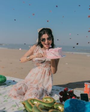 shraddha Gangadhar Pawar Instagram - Cheers to 23 🥂🧁🎈🎁
Birthday, Birthday girl, Birthday Shoot, Pinterest
#birthday #birthdaygirl #birthdaycake #foryou #foryoupage #instagood #instagaming #pictureoftheday #pictures #picoftheday #instalike #birthdayparty #cake #pinterest #birthdayshoot #viral