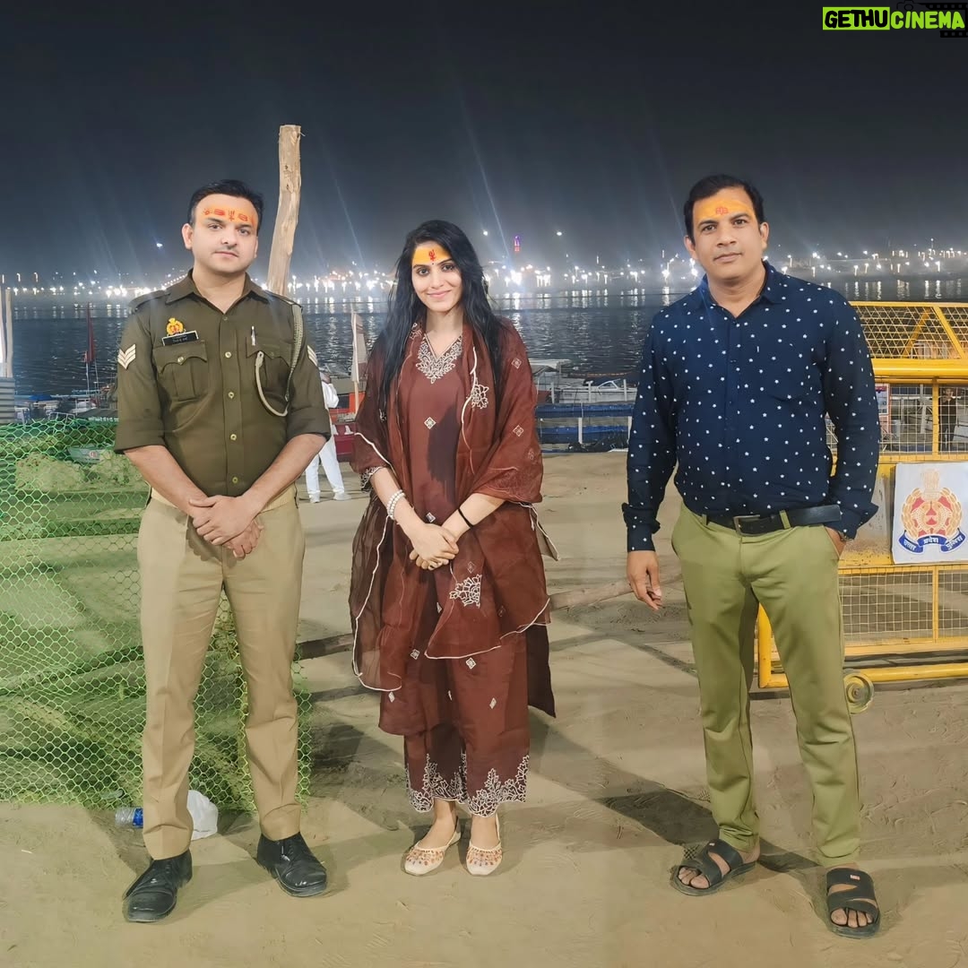 sneha singh - 18.7K Likes - प्रयागराज #mahakumbh 😊✨️🧿🙏

#blessed #godofgrace😇 #lordshiva🙏❤️ #lordkrishna💕 #thanksuniverse✨