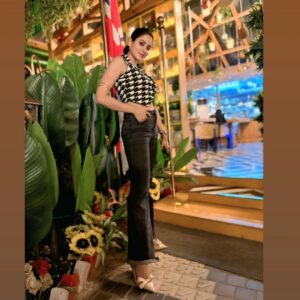 sneha singh Instagram - Wanderlust ✨️😊

PC - @kritikaaaaaaaaaaaaa 

#familytime #home #kota
#myhappyplace❤ #withmylove❤️