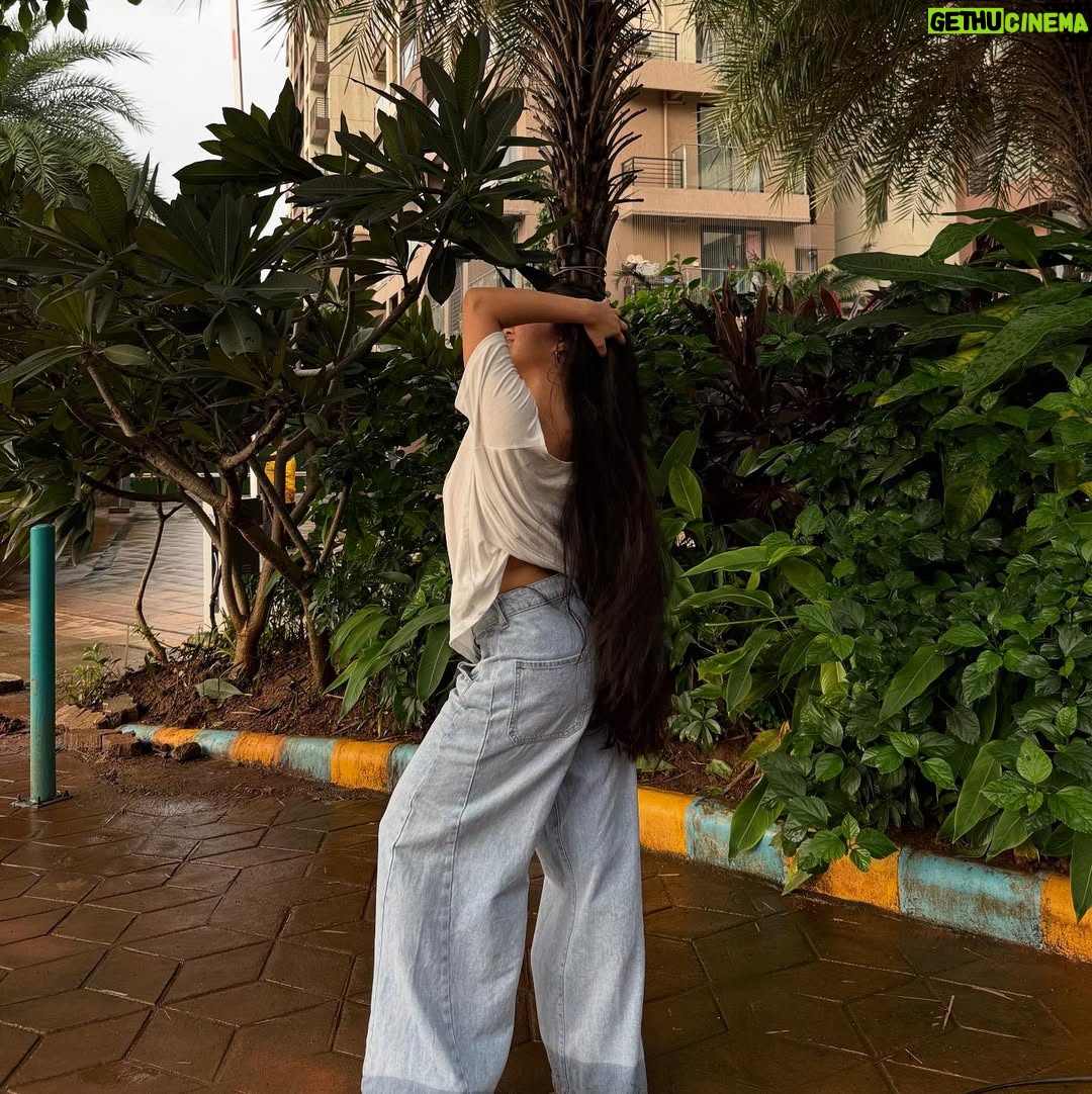 sushmita rathod - 3.9K Likes - skin covered in ego :) 

outfit : @savana
use “Sushmita93” for discount ✨