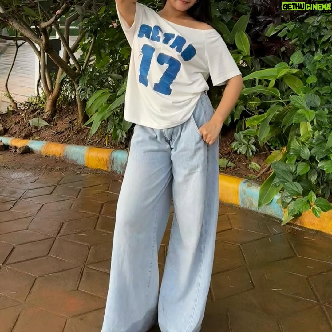 sushmita rathod - 3.9K Likes - skin covered in ego :) 

outfit : @savana
use “Sushmita93” for discount ✨