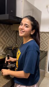 Actress vishakha pandey HD Photos and Wallpapers July 2025