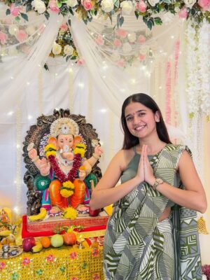 vishakha pandey Instagram - Call it my Ganpati OOTD series.💛
.
Outfit 1 : @myntra
Outfit 2 : Gifted by a friend
Outfit 3 & 7 : Chickenkaari Kirti from Lucknow local market.
Outfit 4 & 6 : Mumma’s Saree
Outfit 5 : @noor.e.kashmir
Outfit 8 : Dress from Goa’s local market paired with dupatta
Outfit 9 : Kurti bought from Sarojini and jeans is from @myzudio
Outfit 10 : @gulabi_dori
.
#vishakhapandey #lookbook #ootd #indian #indianoutfit #lookinspiration #ganpati #fashion #traditonal #traditions