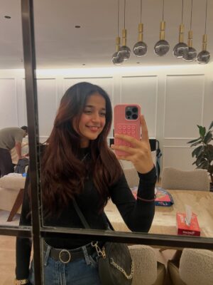 vishakha pandey Instagram - Just a little visual chaos!🌻
.
.
.
#vishakhapandey #photodump #july #dump