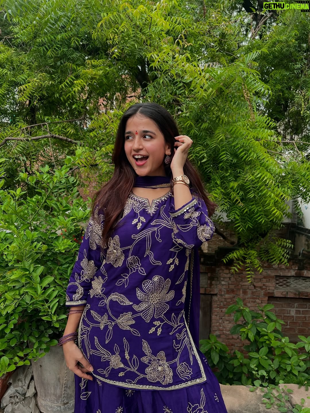 vishakha pandey - 17.2K Likes - Happy Rakshabandhan❤️🫂

Outfit : @madcapbypsofficial 💜

#vishakhapandey #rakshabandhanspecial #rakshabandhan2025 #siblings #bhaibehen
