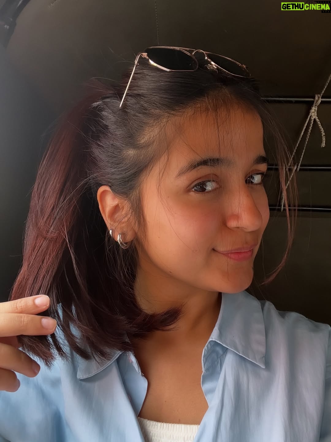 vishakha pandey - 11.2K Likes - Just me and my three-wheeled chariot.🛺❤️
.
.
.
#vishakhapandey #rickshaw #ride #mumbai #chariot #selfies
