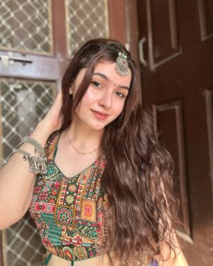 whos himaa Instagram - || शुभ नवरात्रि ||✨