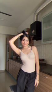 Actress yagya dhiman HD Photos and Wallpapers August 2025