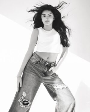 Aadupedia Instagram - if anything, i’m everything 📸
shot by - @jeaniestehrphoto
makeup & hair - @el__debratto
styled by - @iamashimaarora
-:-
#aadupedia #photoshoot #polaroid #newyork #modeling #newyorkmodel #model #modelcasting #kidmodel #childmodels #photos #usmodels #atlanta #atlantamodels #childmodeling #photooftheday #instagood #instagram