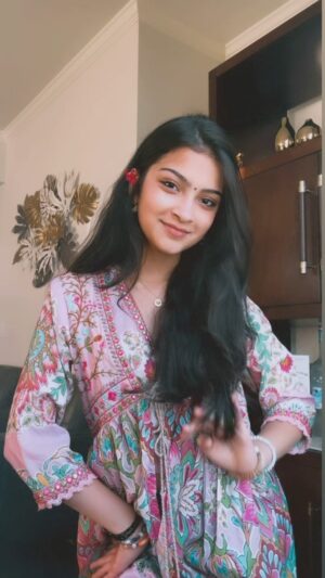 Aadupedia Instagram - Genda Phool 🌺💫
-
#aadupedia #reelsinstagram #trending #trendingreels #instagood #instagram #explore #explorepage #dance #dancereels #gendaphool #🌺