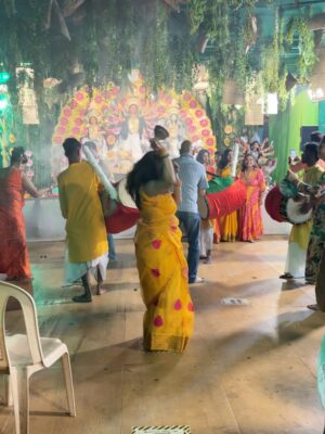 Aakriti Sharma Instagram - Pujo vibes and good times 🙏🙏✨
.
.
.
#happy #durga #asthmi #aakritisharma #festival #vibes #navratri❤️ #jaimatadi❤️