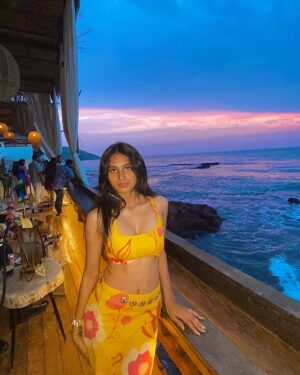 Aanchal Badola Instagram - sky full of stories
.
outfit: @orayaworld
