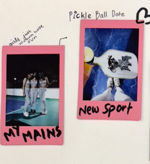 Aanchal Badola Instagram - Memories so good, they deserve to be printed instantly and saved in a scrapbook🪂 ⭐🏓
@instaxindia Mini LiPlay
grab urs from blinkit now
#ad #Instax #InstaxIndia #InstaxMiniLiPlay