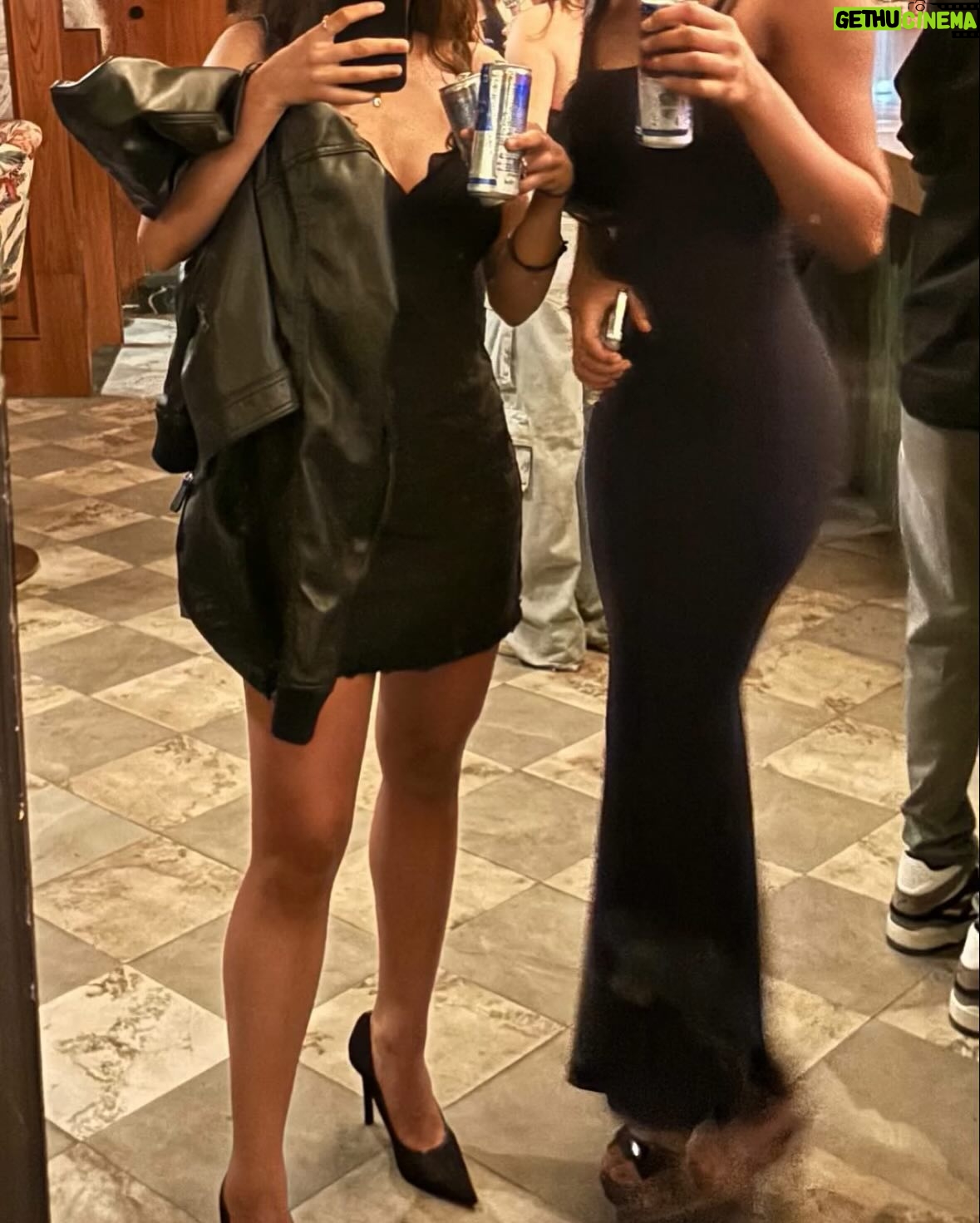 Aanchal Badola - 13.3K Likes - mandatory girls night post
