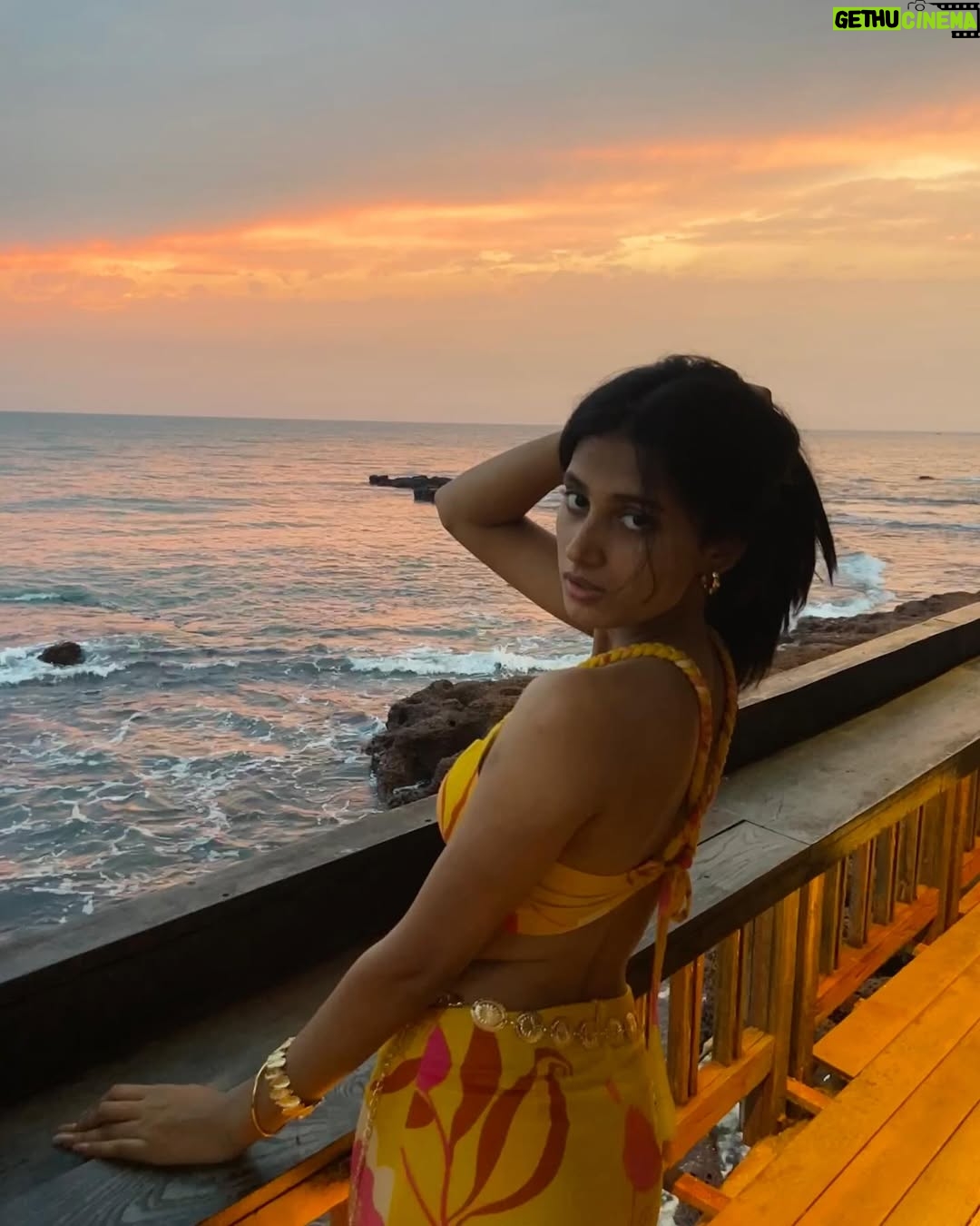 Aanchal Badola - 15.1K Likes - sky full of stories
.
outfit: @orayaworld
