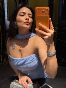 Actress Aanchal Munjal HD Photos and Wallpapers October 2025