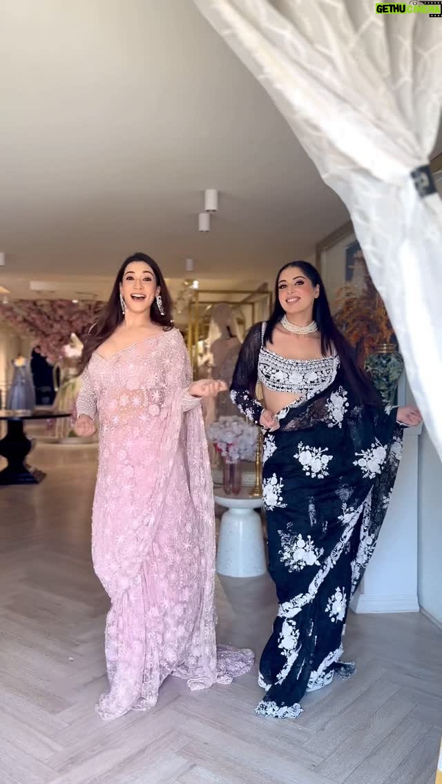 Aanchal Sawhney Mahajan - 3 Likes - Styling through dancing 💃 
Tell me in the comments how did you like it ? 

Sarees @kaynaatbyaanchalsawhney 

WE DELIVER WORLDWIDE 

#Worldwidedelivery #worldwideshipping #worldwideshipping📦✈️ #worldwideshipping🌎 #onlineshopindo #weddingdress #shipping #shippingonline #fashion #fashiongram #fashiondesigner #designerwear #hautecouture #onlinebusinesses #london🇬🇧 #australiagram #canada🇨🇦 #shopcanada #shopusa