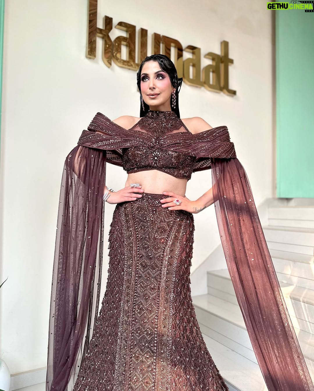 Aanchal Sawhney Mahajan - 3 Likes - THE WEDDING SOIRÉE by Aanchal Sawhney 💫

Designer @kaynaatbyaanchalsawhney 
Make up @valaaribyinnayat 
Jewellery @rohit_ichpilani 

WE DELIVER WORLDWIDE 

#Worldwidedelivery #worldwideshipping #worldwideshipping📦✈️ #worldwideshipping🌎 #onlineshopindo #weddingdress #shipping #shippingonline #fashion #fashiongram #fashiondesigner #designerwear #hautecouture #onlinebusinesses #london🇬🇧 #australiagram #canada🇨🇦 #shopcanada #shopusa #dubaï #dubailuxuryliving #dubaishoppingfestival #dubaishoppingonline