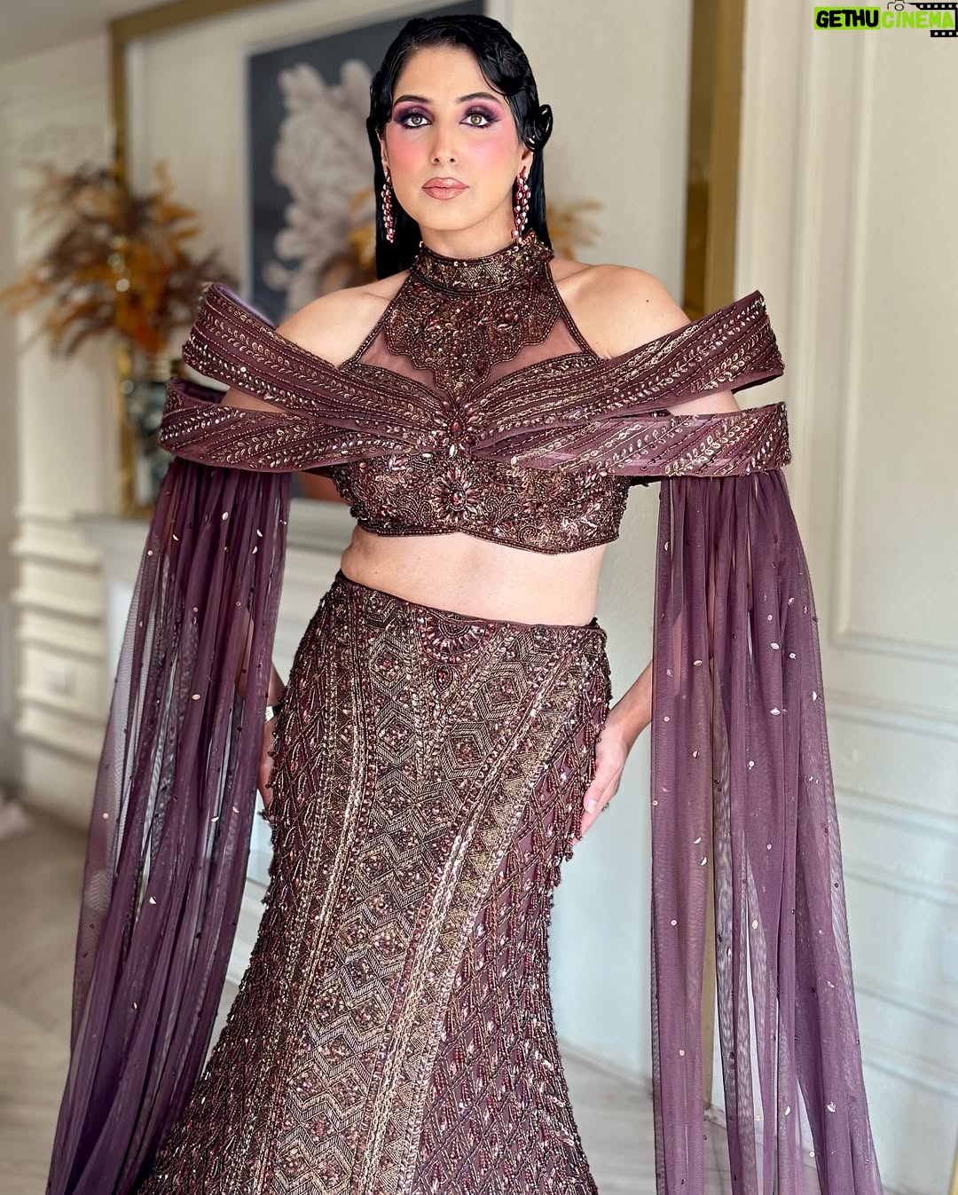 Aanchal Sawhney Mahajan - 3 Likes - THE WEDDING SOIRÉE by Aanchal Sawhney 💫

Designer @kaynaatbyaanchalsawhney 
Make up @valaaribyinnayat 
Jewellery @rohit_ichpilani 

WE DELIVER WORLDWIDE 

#Worldwidedelivery #worldwideshipping #worldwideshipping📦✈️ #worldwideshipping🌎 #onlineshopindo #weddingdress #shipping #shippingonline #fashion #fashiongram #fashiondesigner #designerwear #hautecouture #onlinebusinesses #london🇬🇧 #australiagram #canada🇨🇦 #shopcanada #shopusa #dubaï #dubailuxuryliving #dubaishoppingfestival #dubaishoppingonline