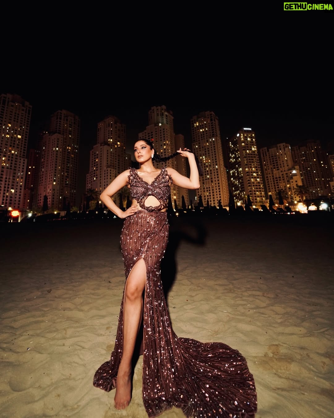 Aanchal Sawhney Mahajan - 3 Likes - Stealing the spotlight under the city lights ..

THE WEDDING SOIRÉE by Aanchal Sawhney 💫

Designer @kaynaatbyaanchalsawhney 
Beautiful make up by @manal_sleman_makeup from Dubai 
Shot by @atyfaliphotography 

WE DELIVER WORLDWIDE 

#Worldwidedelivery #worldwideshipping #worldwideshipping📦✈️ #worldwideshipping🌎 #onlineshopindo #weddingdress #shipping #shippingonline #fashion #fashiongram #fashiondesigner #designerwear #hautecouture #onlinebusinesses #london🇬🇧 #australiagram #canada🇨🇦 #shopcanada #shopusa #dubaï #dubailuxuryliving #dubaishoppingfestival #dubaishoppingonline