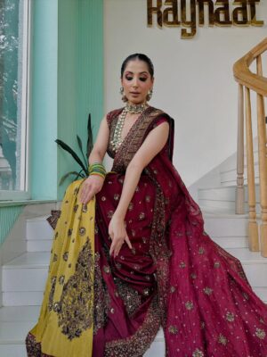 Aanchal Sawhney Mahajan Instagram - THE WEDDING SOIRÉE by Aanchal Sawhney 💫

Designer & jewellery@kaynaatbyaanchalsawhney 
Make up @makeoverbyshagunchadda 
Hairstylist @hairstylist_vinod_8285 

WE DELIVER WORLDWIDE 

#Worldwidedelivery #worldwideshipping #worldwideshipping📦✈️ #worldwideshipping🌎 #onlineshopindo #weddingdress #shipping #shippingonline #fashion #fashiongram #fashiondesigner #designerwear #hautecouture #onlinebusinesses #london🇬🇧 #australiagram #canada🇨🇦 #shopcanada #shopusa #dubaï #dubailuxuryliving #dubaishoppingfestival #dubaishoppingonline