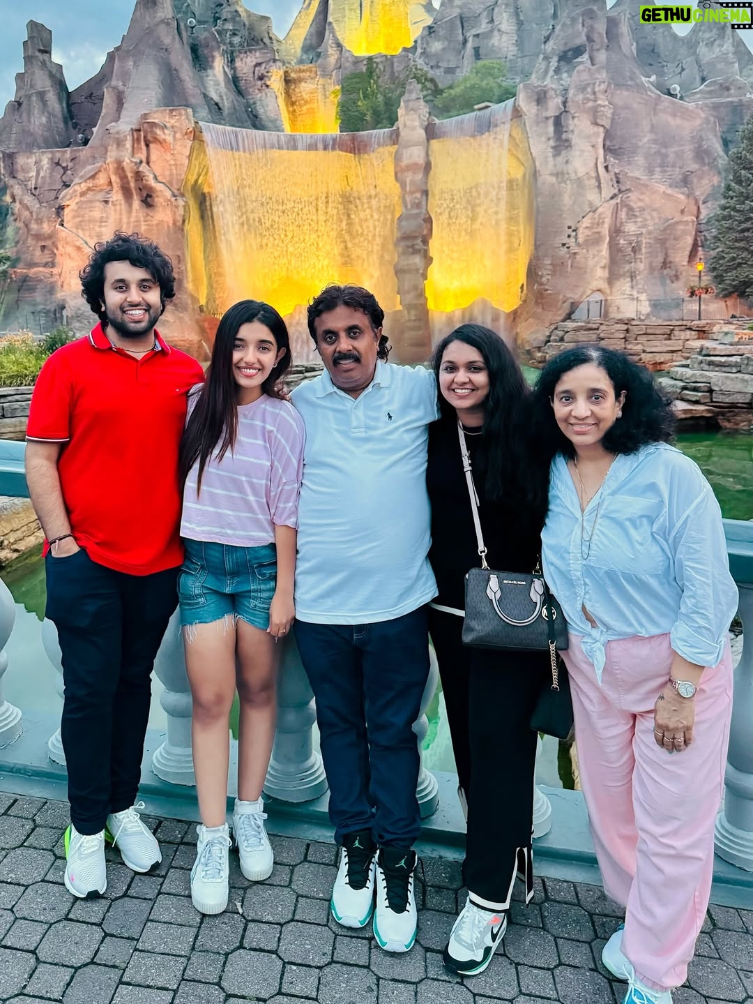 Aanchal Shah - 8.4K Likes - Making memories that will last a lifetime.🎢🍁🤍

#canada #canadaswonderland #travelgram #travel #family #TravelWithA #AanchalShah