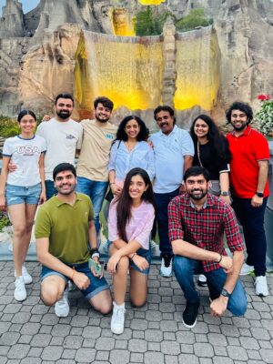 Aanchal Shah Instagram - Making memories that will last a lifetime.š¢šš¤
#canada #canadaswonderland #travelgram #travel #family #TravelWithA #AanchalShah