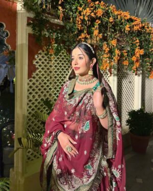 Aanchal Shah Instagram - ą¤°ą„ ą¤ą¤ą¤¦ą¤¾ ą¤®ą„ą¤ ą¤„ą¤¾ą¤°ą„ ą¤ą¤¾ą¤ą¤¦ą¤Øą„šš¹
Wearing @being_designer_simi
Jewellery @jewellery_by_rutzz
Clicked by @karan_gandhiii
#AanchalShah š
