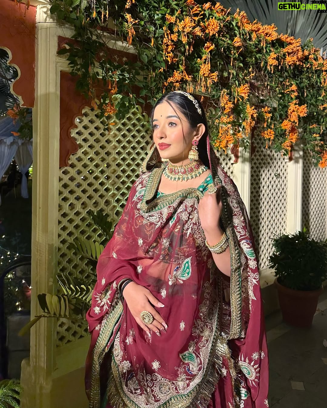 Aanchal Shah - 8.6K Likes - रे चंदा मैं थारी चाँदनी🌙🌹

Wearing @being_designer_simi
Jewellery @jewellery_by_rutzz
Clicked by @karan_gandhiii

#AanchalShah 👑