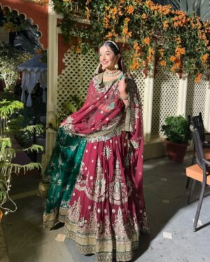 Aanchal Shah Instagram - ą¤°ą„ ą¤ą¤ą¤¦ą¤¾ ą¤®ą„ą¤ ą¤„ą¤¾ą¤°ą„ ą¤ą¤¾ą¤ą¤¦ą¤Øą„šš¹
Wearing @being_designer_simi
Jewellery @jewellery_by_rutzz
Clicked by @karan_gandhiii
#AanchalShah š