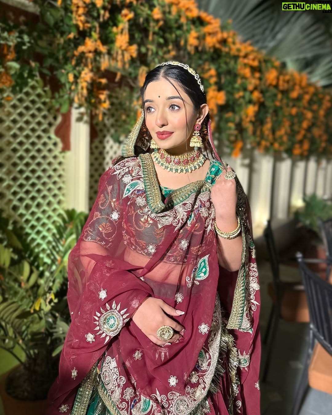 Aanchal Shah - 8.6K Likes - रे चंदा मैं थारी चाँदनी🌙🌹

Wearing @being_designer_simi
Jewellery @jewellery_by_rutzz
Clicked by @karan_gandhiii

#AanchalShah 👑