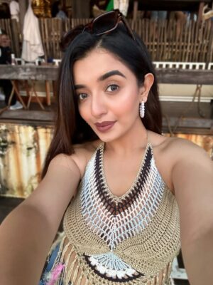 Aanchal Shah Instagram - Ocean breeze & sunset ease.šāļø