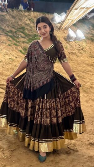 Aanchal Shah Instagram - ąŖøą«ąŖ°ą«ąŖÆąŖ¾ąŖøą«ąŖ¤ ąŖ„ą« ąŖøą«ąŖ°ą«ąŖÆą«ąŖ¦ąŖÆ ąŖøą«ąŖ§ą«š¤āļø
