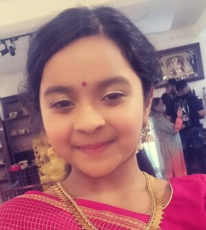 Aaradhya Chandra Instagram - Smile, because happiness looks gorgeous on you!
#aaradhyanchandra #childartist #silk #saree #traditional #red #ethnic #goodvibes