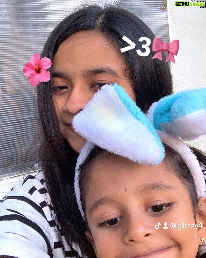 Aaradhya Chandra - 306 Likes - Simple vibes on a lazy Wednesday 🤪🌸
 #WednesdayWisdom #FloralFun #EasyBreezy